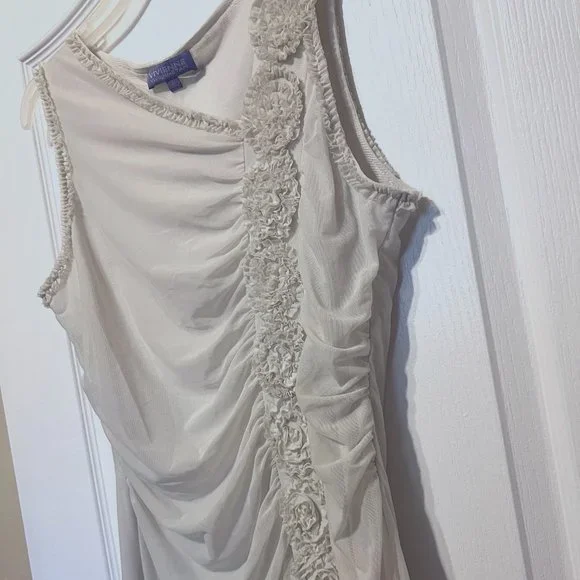 Vivienne Tam- large-VINTAGE-sleeveless blouse-Large-puffy flowers on front-liner - Picture 7 of 10